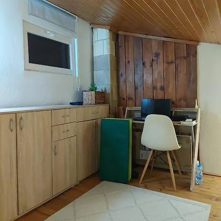 شقة Dvorisni U Centru Novog Sada